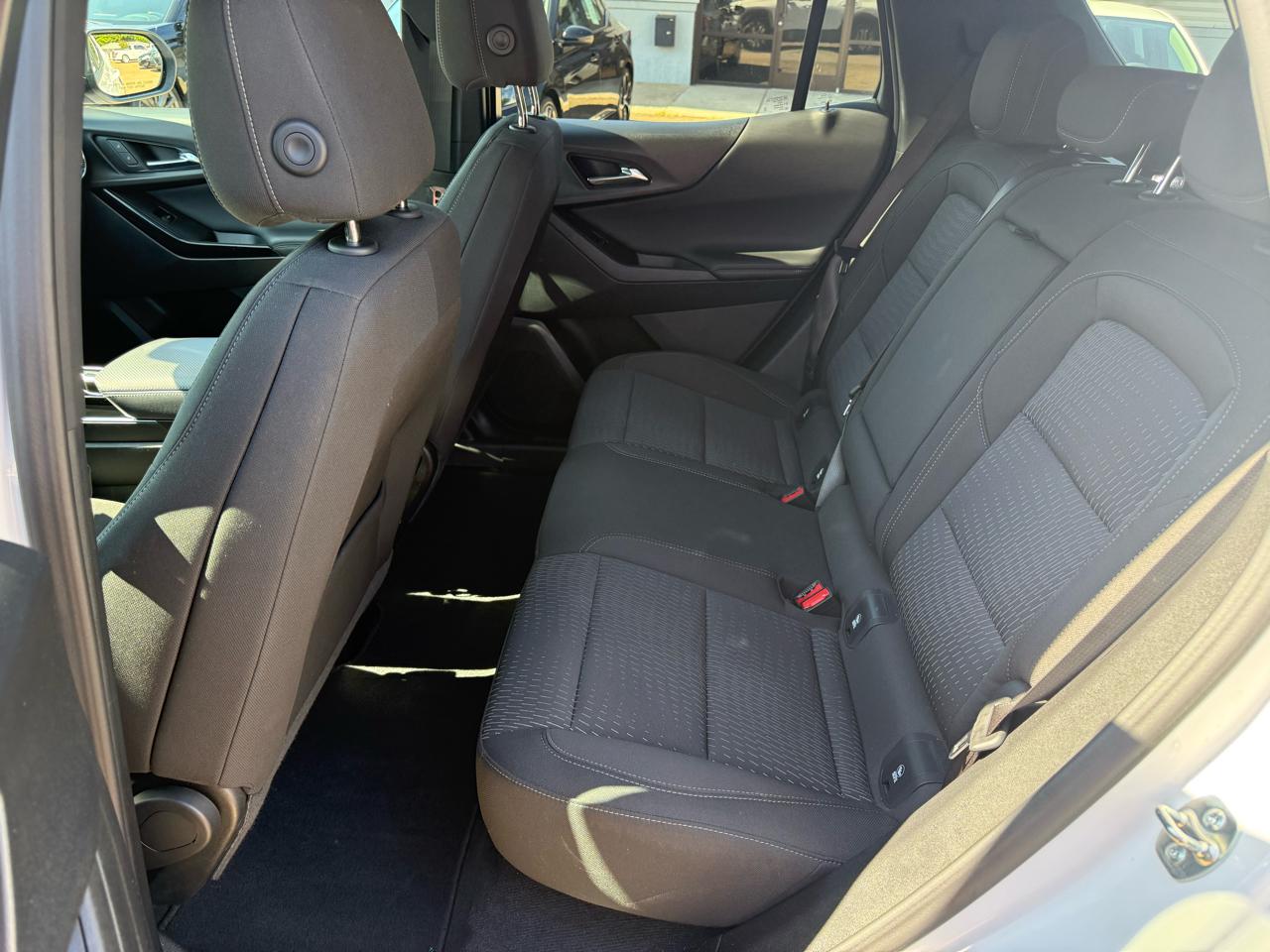 Chevrolet Equinox FWD 4dr LT w/1LT 2025