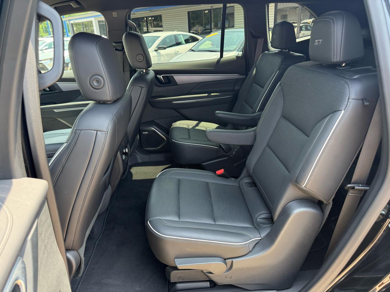 Buick Enclave 4dr Sport Touring 2025