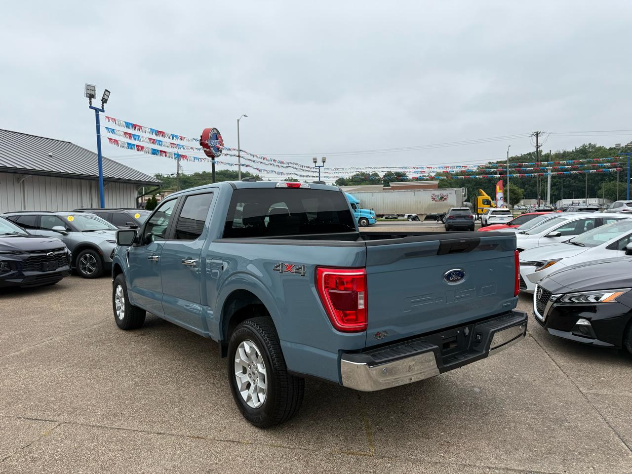 Ford F-150 4WD SuperCab 145" STX 2023