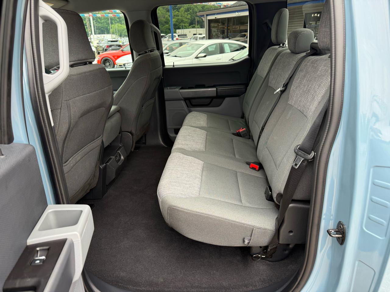 Ford F-150 4WD SuperCab 145" STX 2023