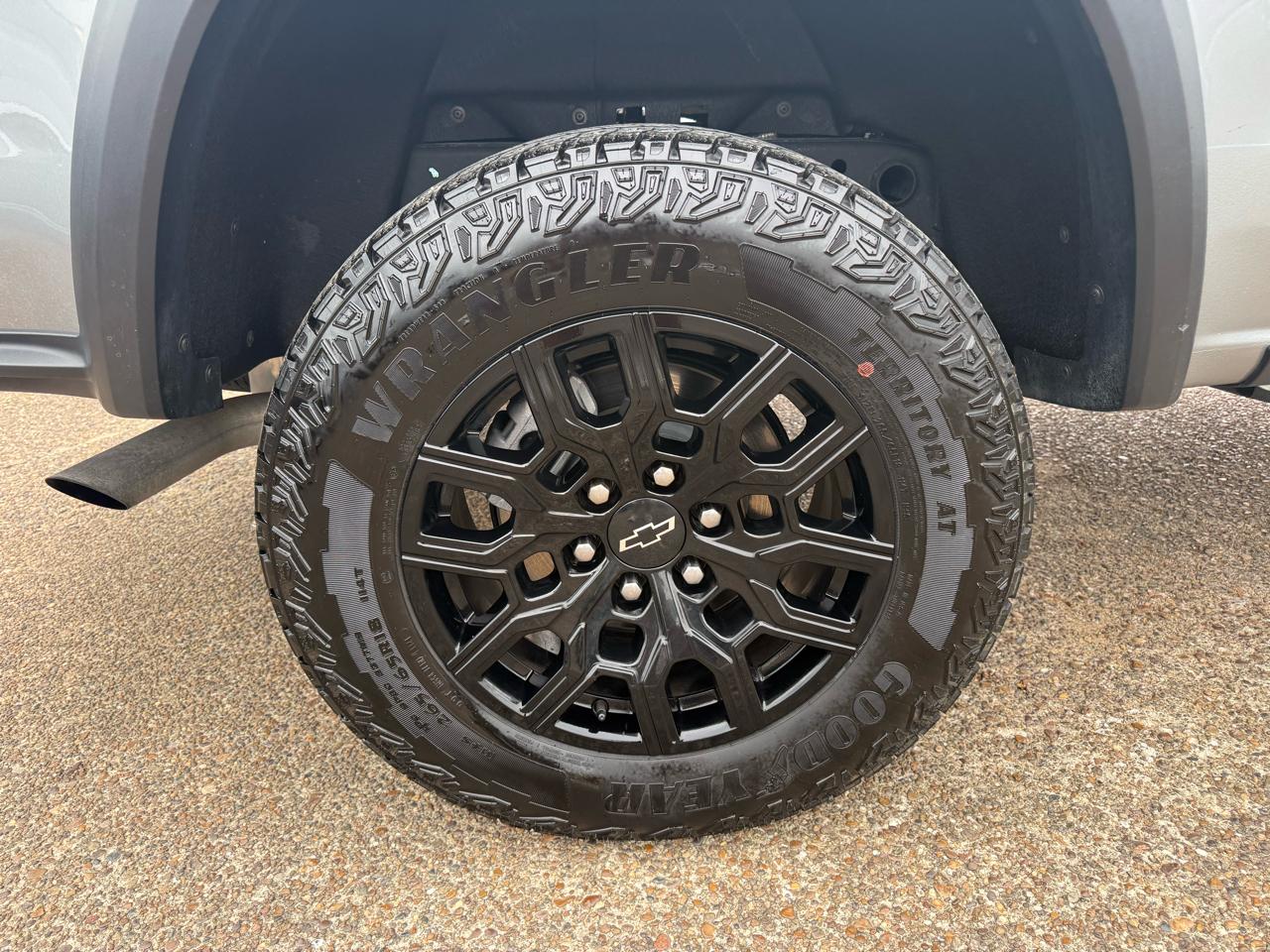 Chevrolet Colorado 4WD Crew Cab Trail Boss 2024