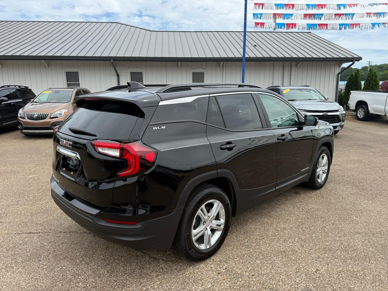 GMC Terrain FWD 4dr SLE 2024