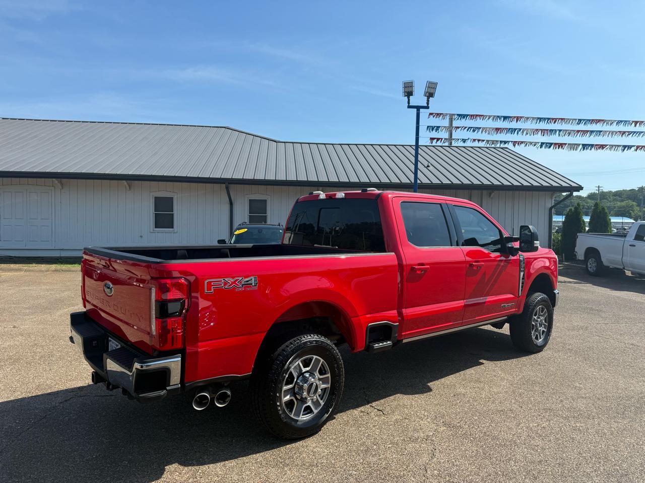 Ford Super Duty F-250 SRW Lariat 4WD SuperCab 6.75' Box 2024