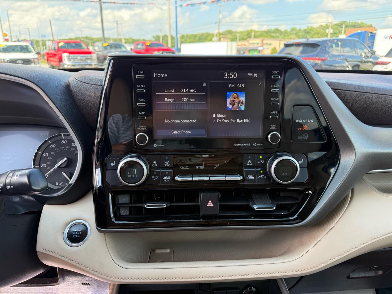 Toyota Highlander XLE AWD (Natl) 2021
