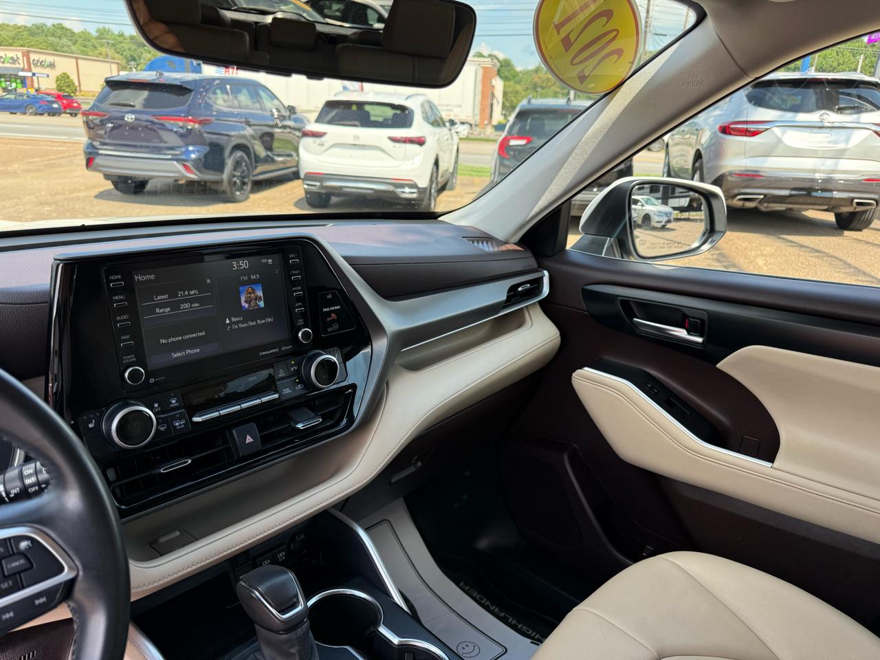 Toyota Highlander XLE AWD (Natl) 2021