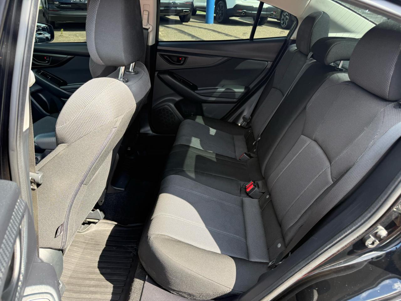 Subaru Impreza 2.0i Premium 4-door CVT 2019