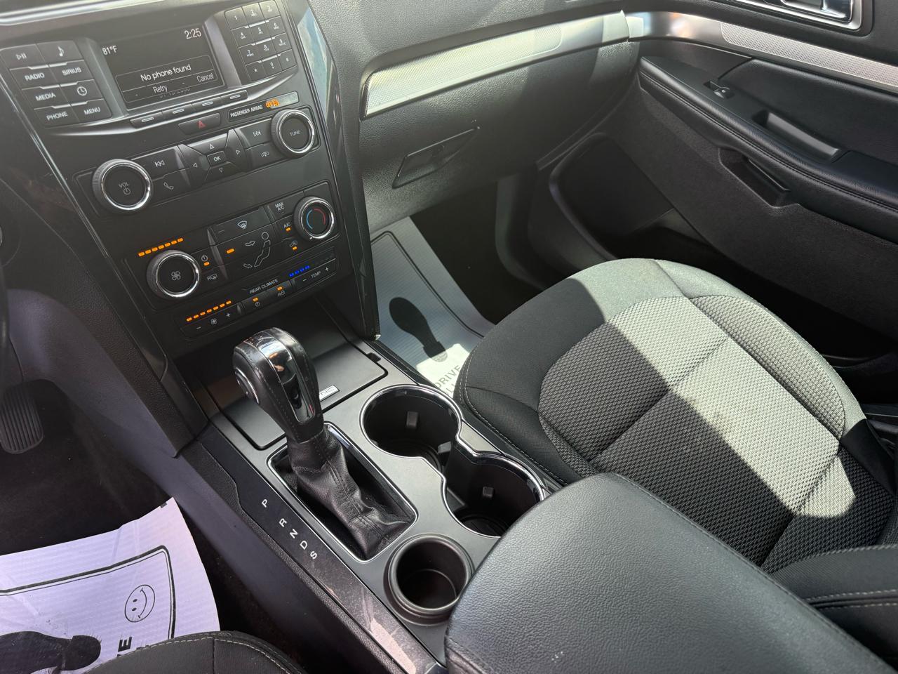 Ford Explorer FWD 4dr XLT 2018