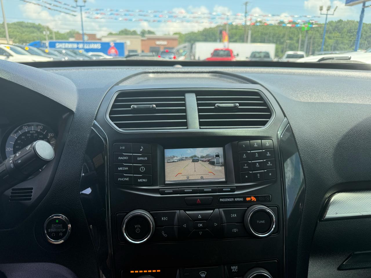 Ford Explorer FWD 4dr XLT 2018