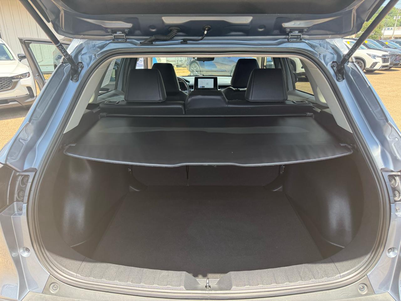 Toyota Corolla Cross XLE 4D SUV FWD 2025