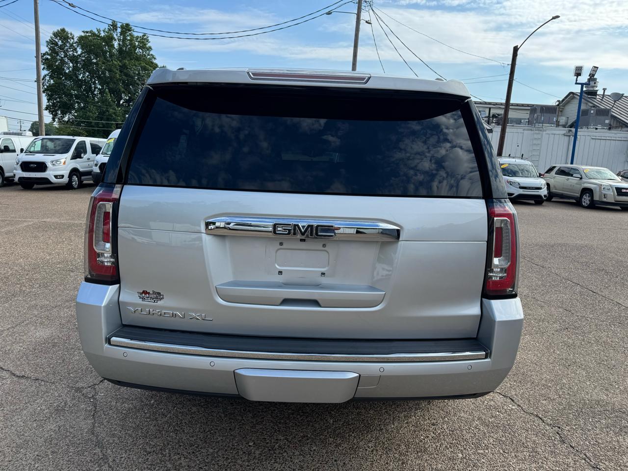 GMC Yukon XL 4WD 4dr Denali 2019