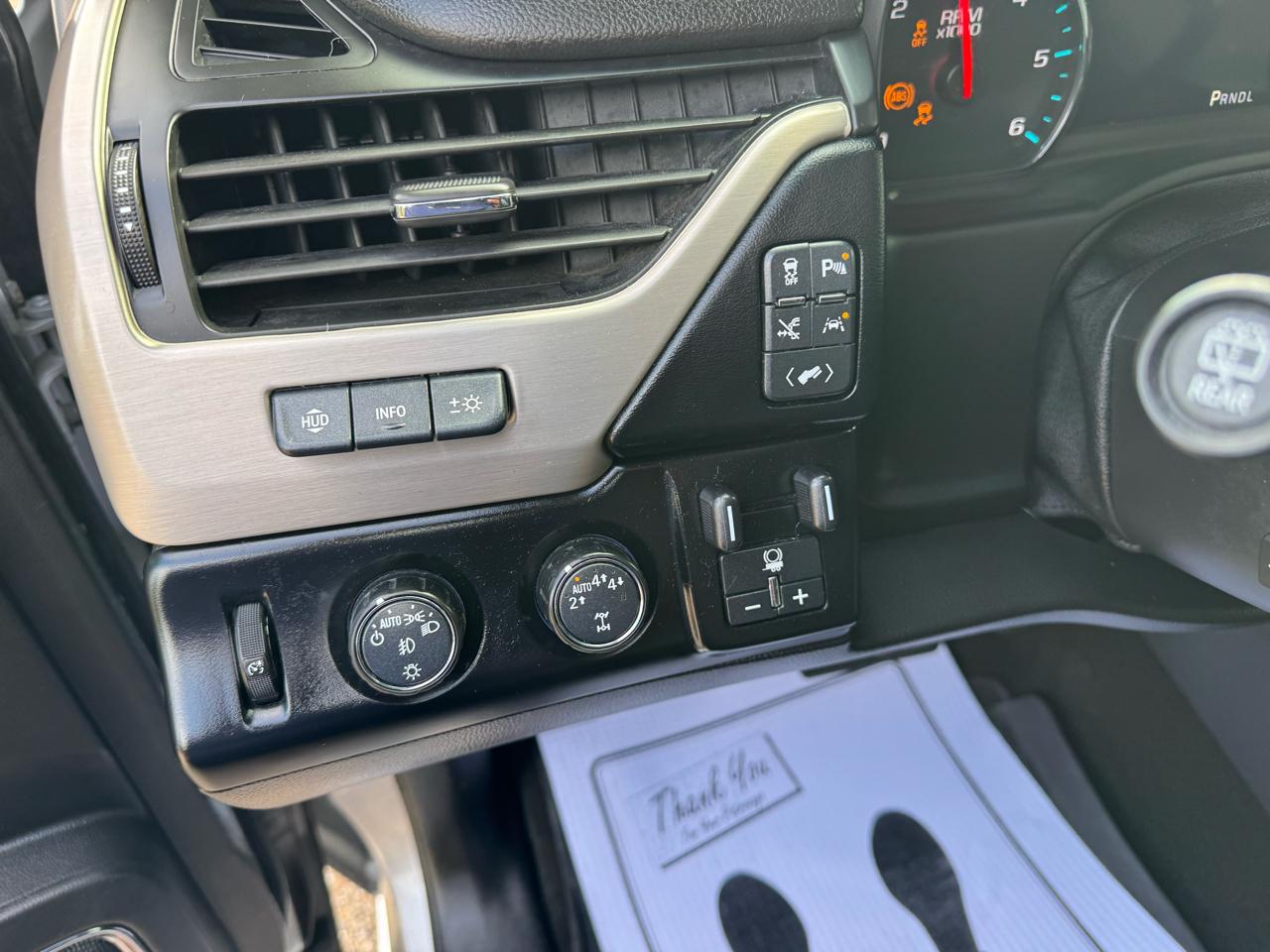 GMC Yukon XL 4WD 4dr Denali 2019