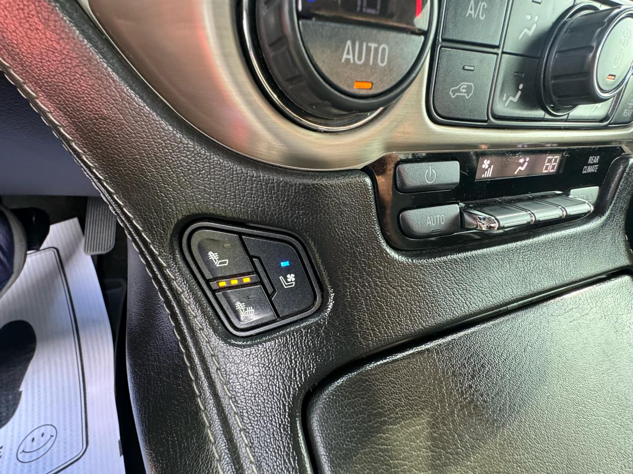 GMC Yukon XL 4WD 4dr Denali 2019