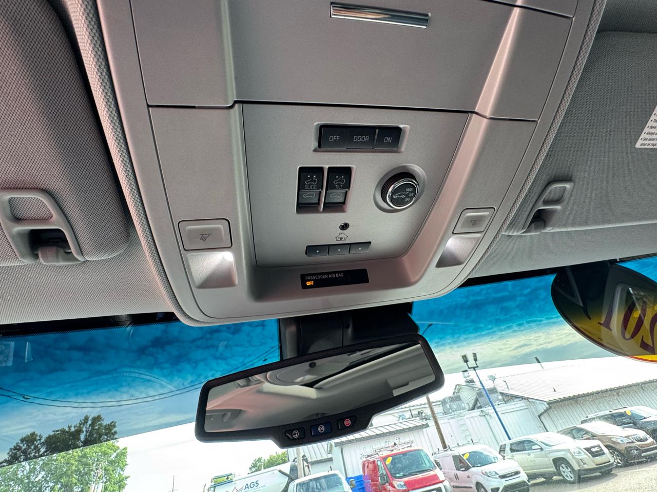 GMC Yukon XL 4WD 4dr Denali 2019