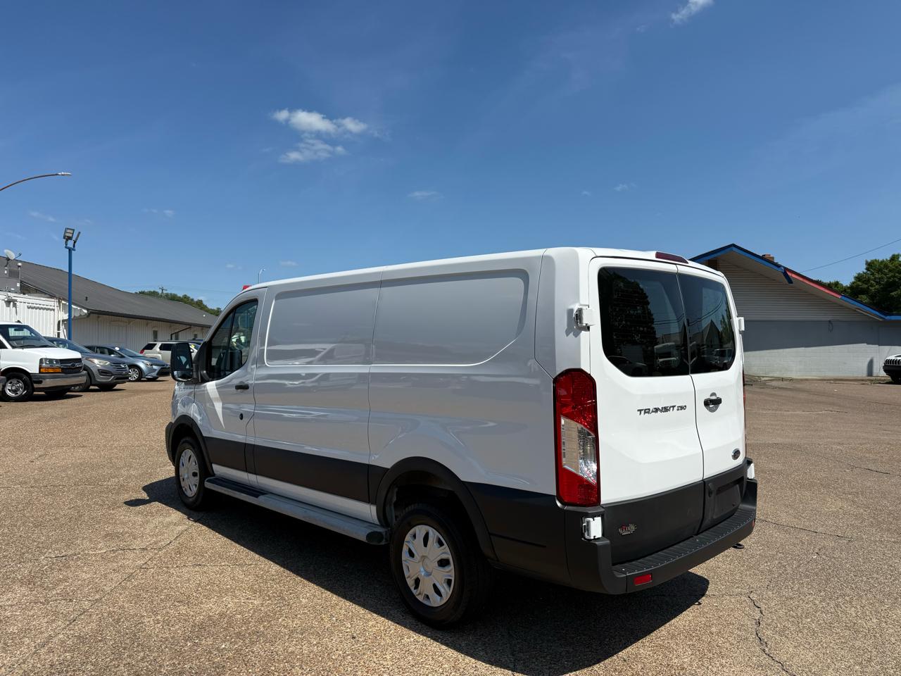 Ford Transit Cargo Van T-250 130" Low Rf 9070 GVWR RWD 2025