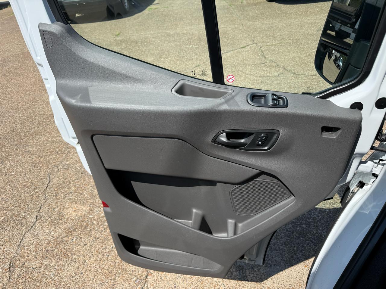 Ford Transit Cargo Van T-250 130" Low Rf 9070 GVWR RWD 2025