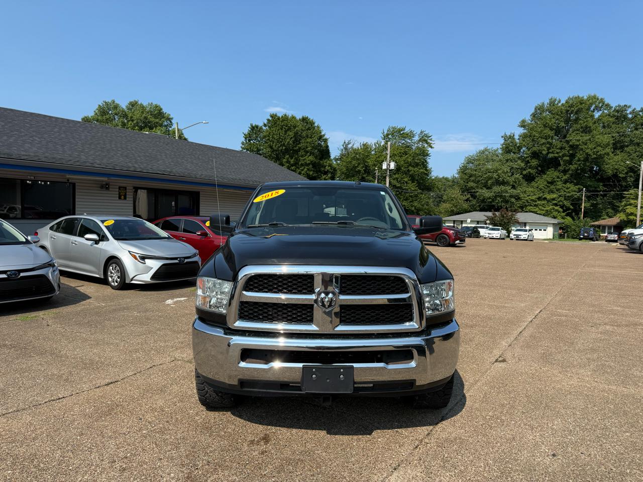 RAM 2500 SLT 4x4 Crew Cab 8' Box 2018