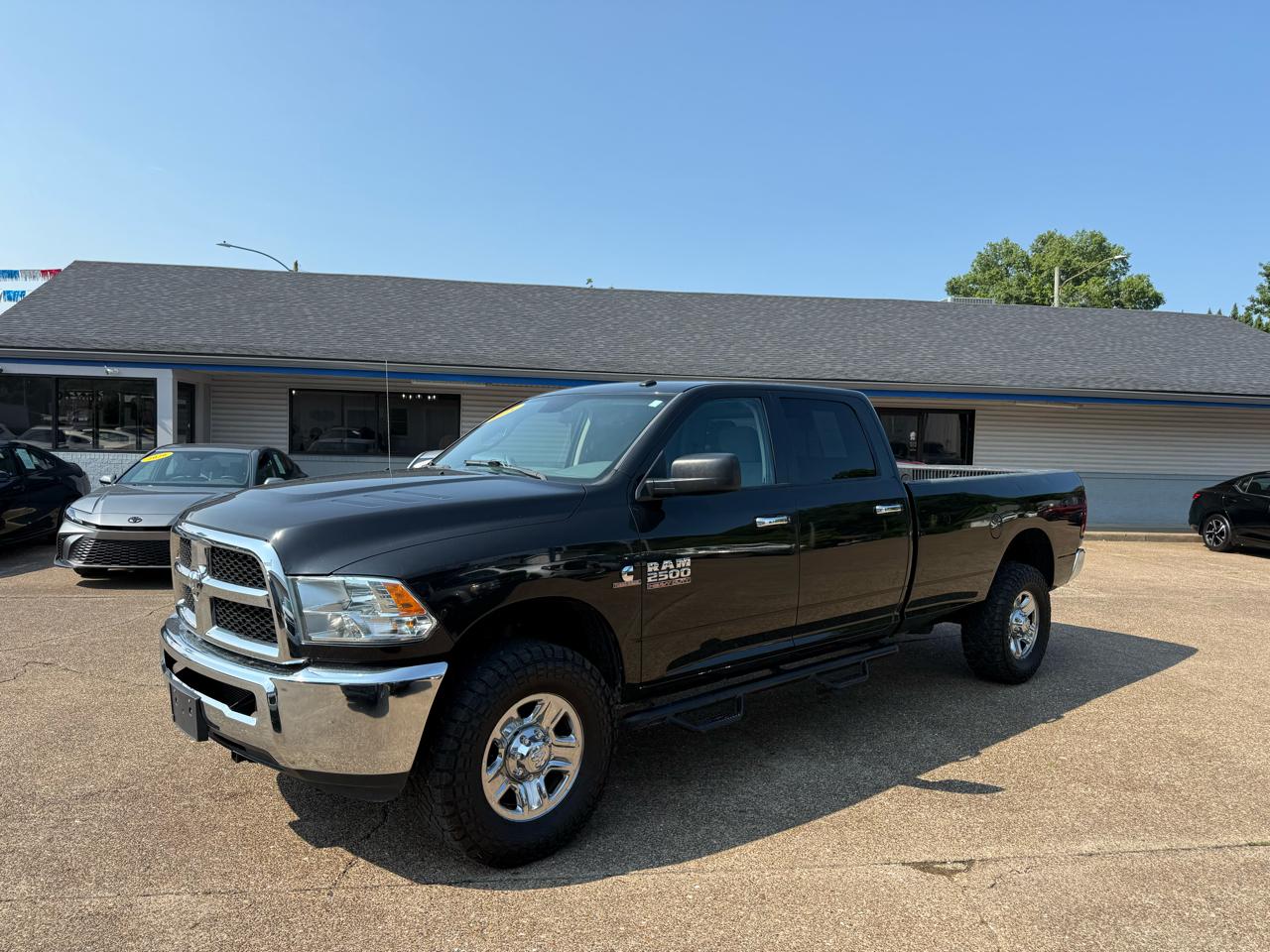 RAM 2500 SLT 4x4 Crew Cab 8' Box 2018