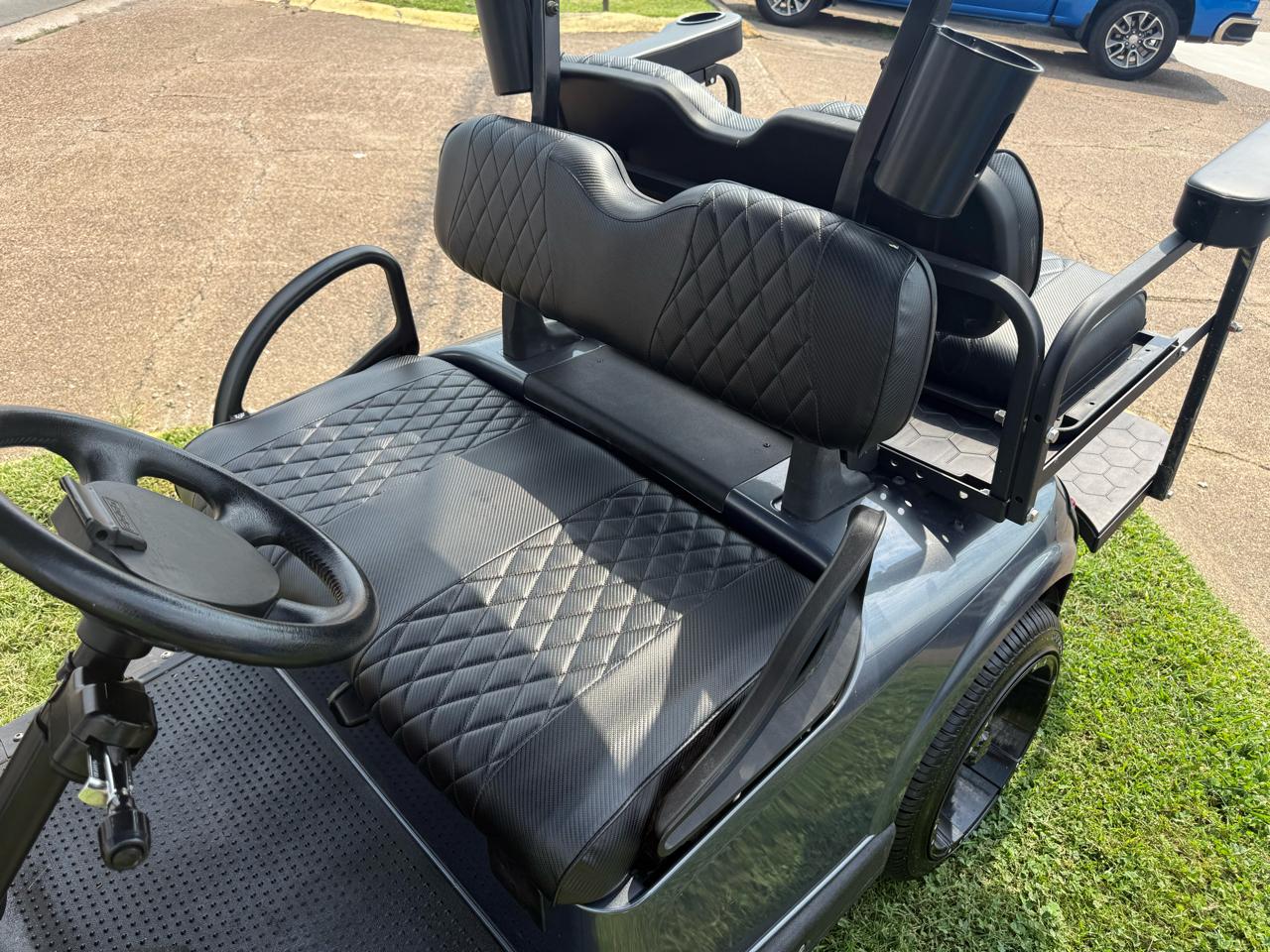 EZ-GO Golf Cart  2020