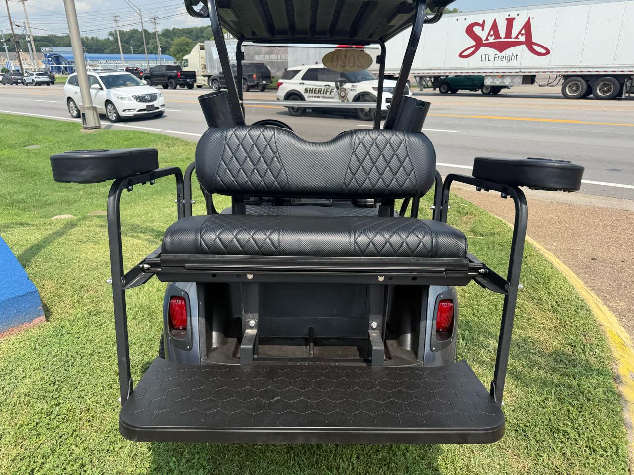 EZ-GO Golf Cart  2020