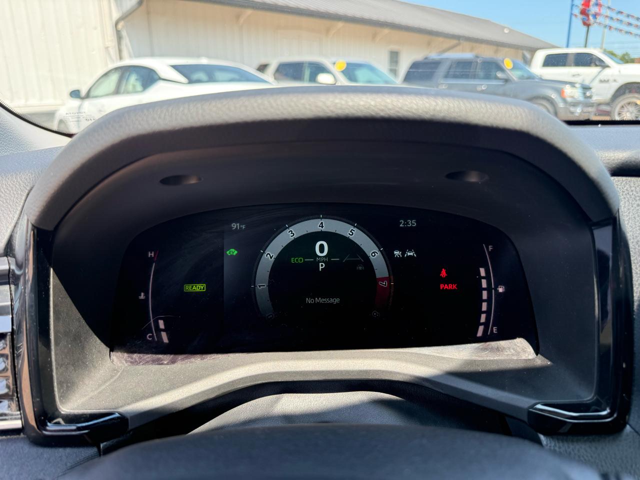Toyota Camry 4dr Sdn LE Auto (Natl) 2025