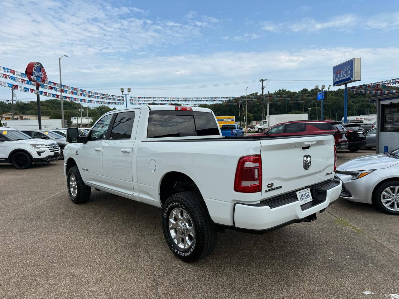 RAM 2500 Laramie 4x4 Crew Cab 6'4" Box 2024