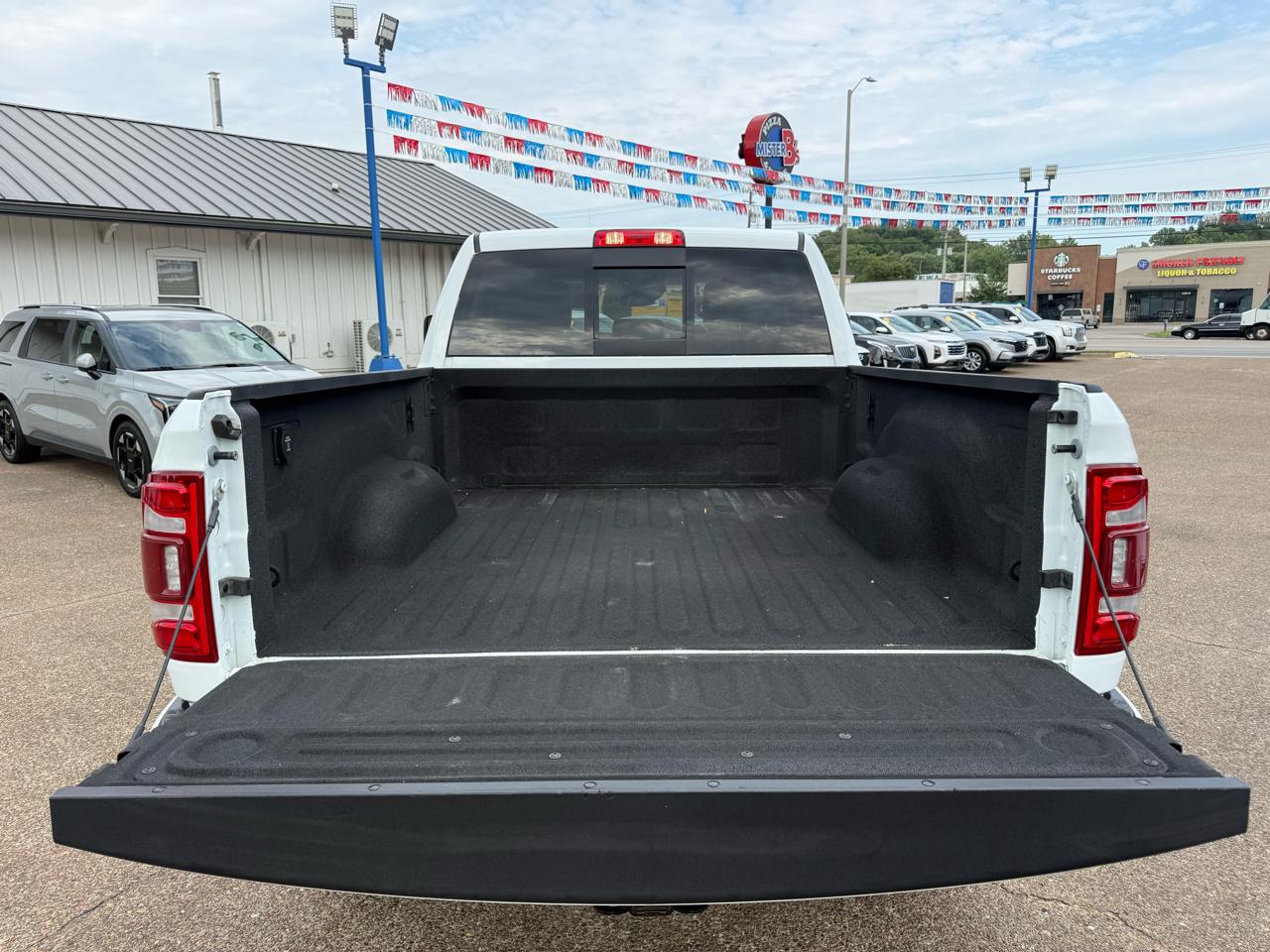 RAM 2500 Laramie 4x4 Crew Cab 6'4" Box 2024