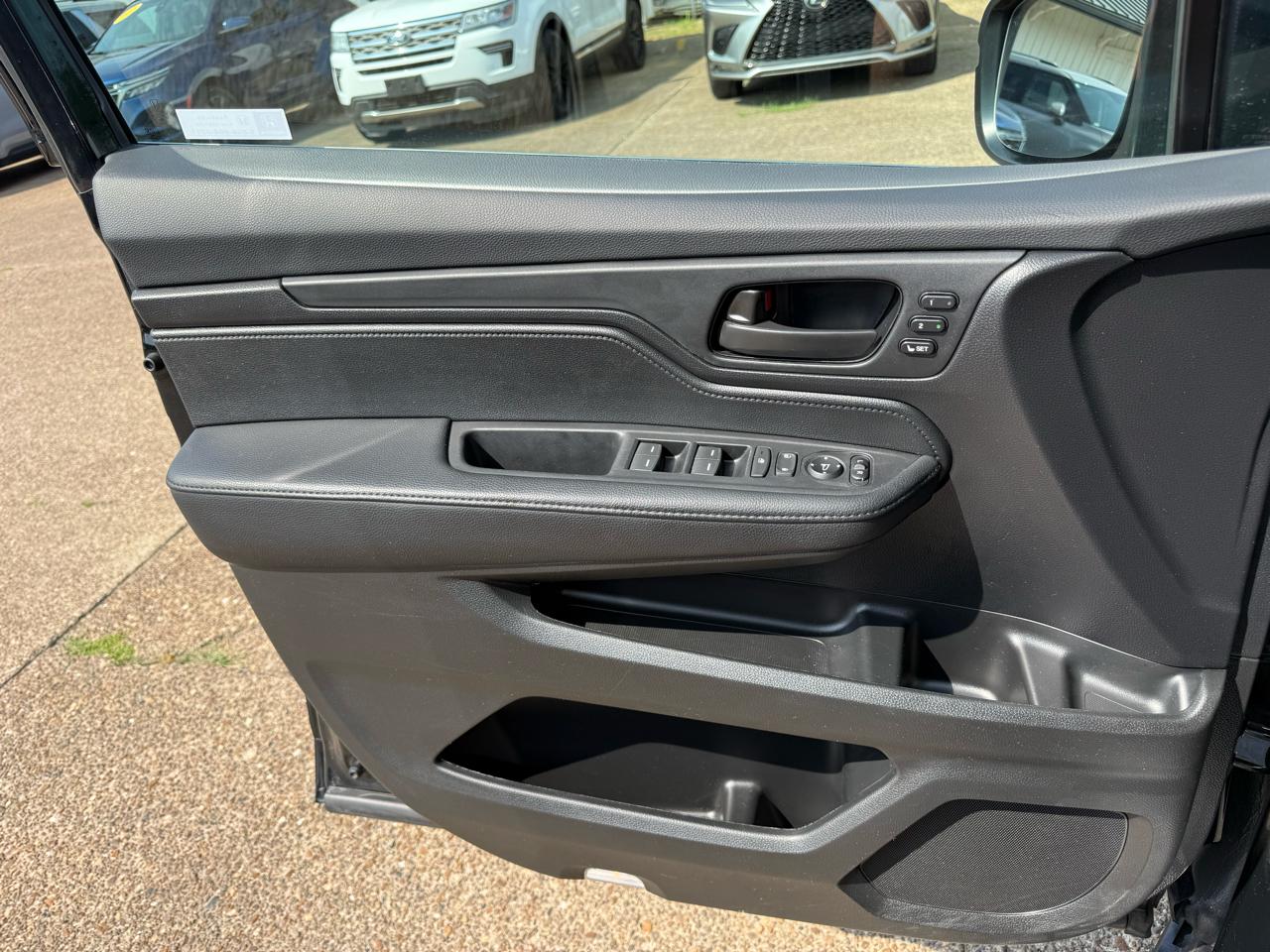 Honda Odyssey EX-L Auto 2025