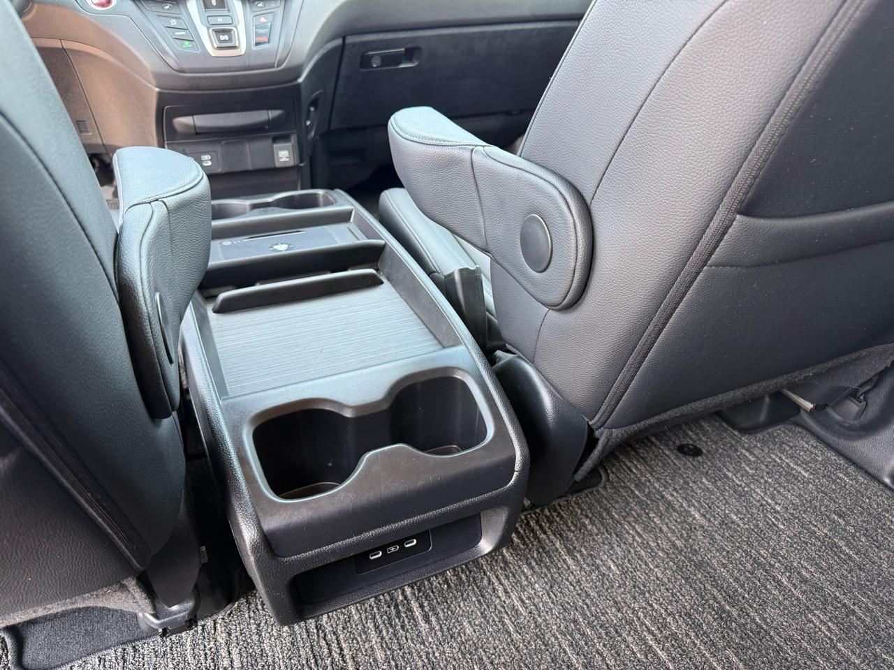 Honda Odyssey EX-L Auto 2025