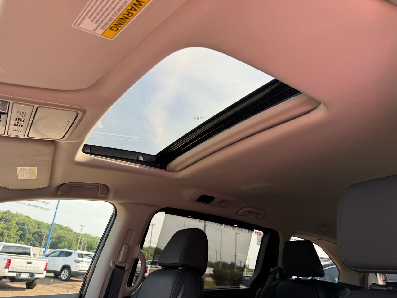 Honda Odyssey EX-L Auto 2025