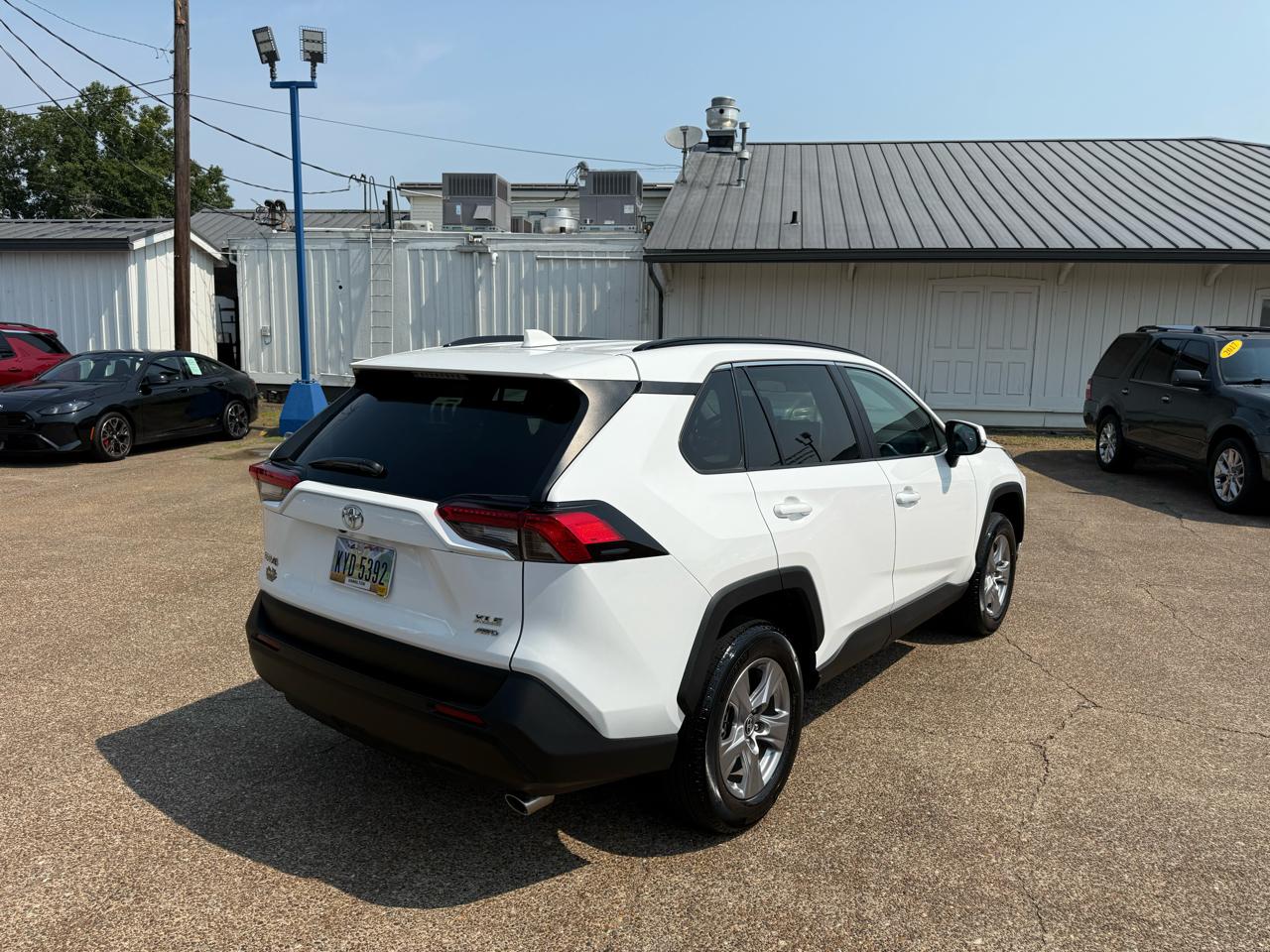 Toyota RAV4 XLE AWD (Natl) 2025