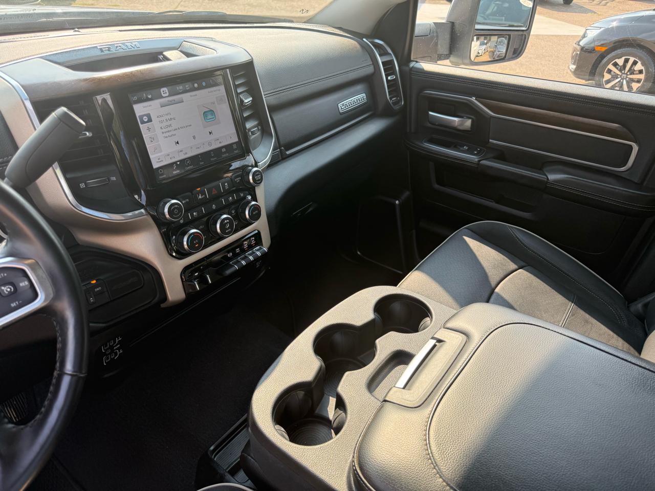 RAM 2500 Laramie 4x4 Crew Cab 6'4" Box 2024
