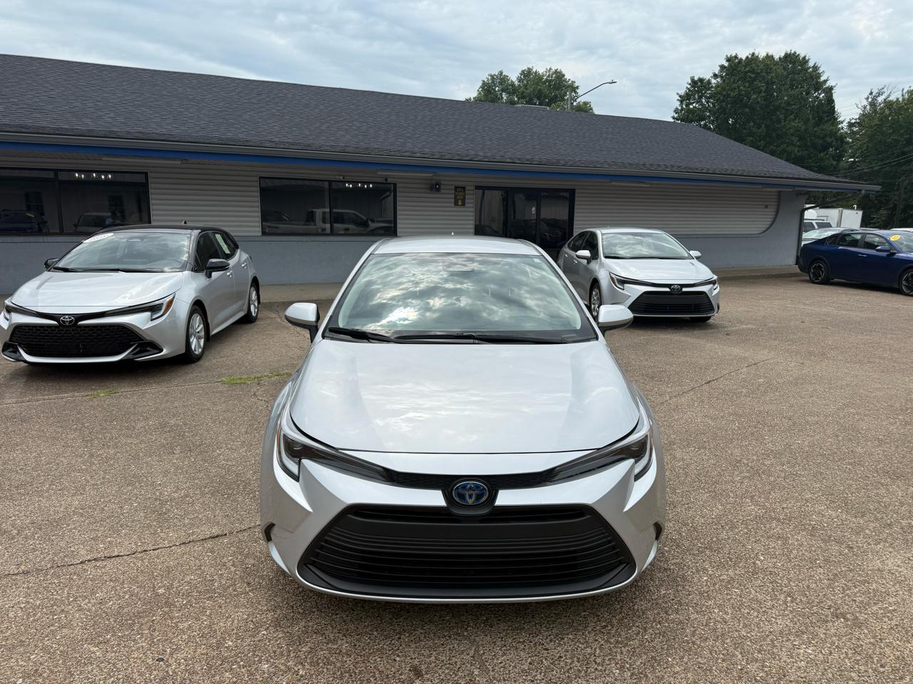 Toyota Corolla Hybrid LE FWD (Natl) 2024