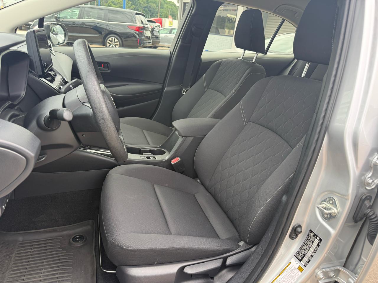 Toyota Corolla Hybrid LE FWD (Natl) 2024