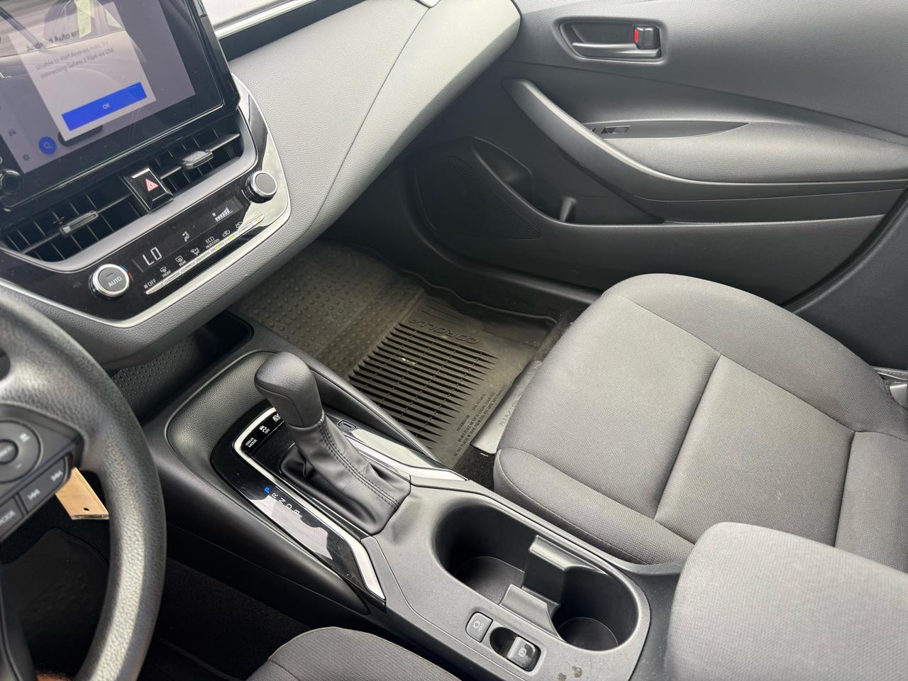 Toyota Corolla Hybrid LE FWD (Natl) 2024
