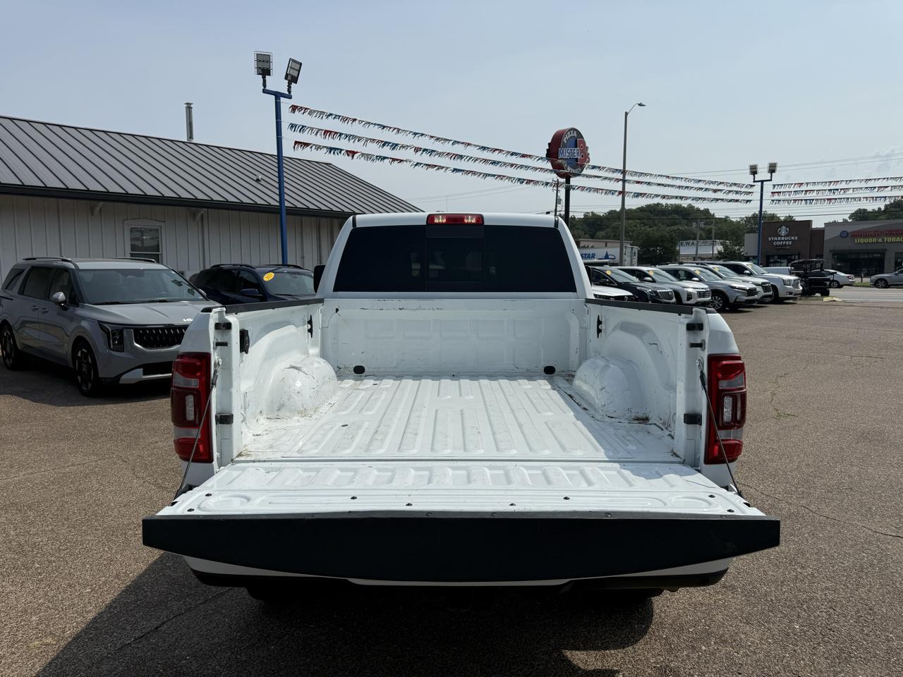 RAM 2500 Laramie 4x4 Crew Cab 6'4" Box 2024