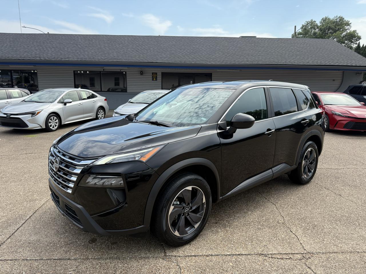 Nissan Rogue FWD SV 2025