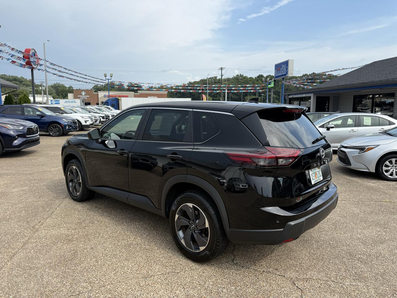 Nissan Rogue FWD SV 2025