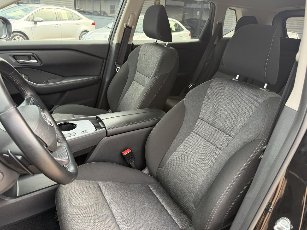 Nissan Rogue FWD SV 2025