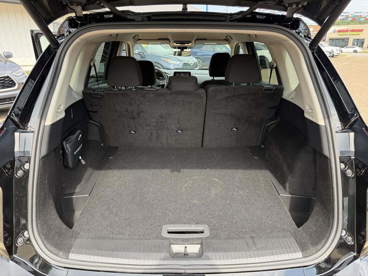 Nissan Rogue FWD SV 2025