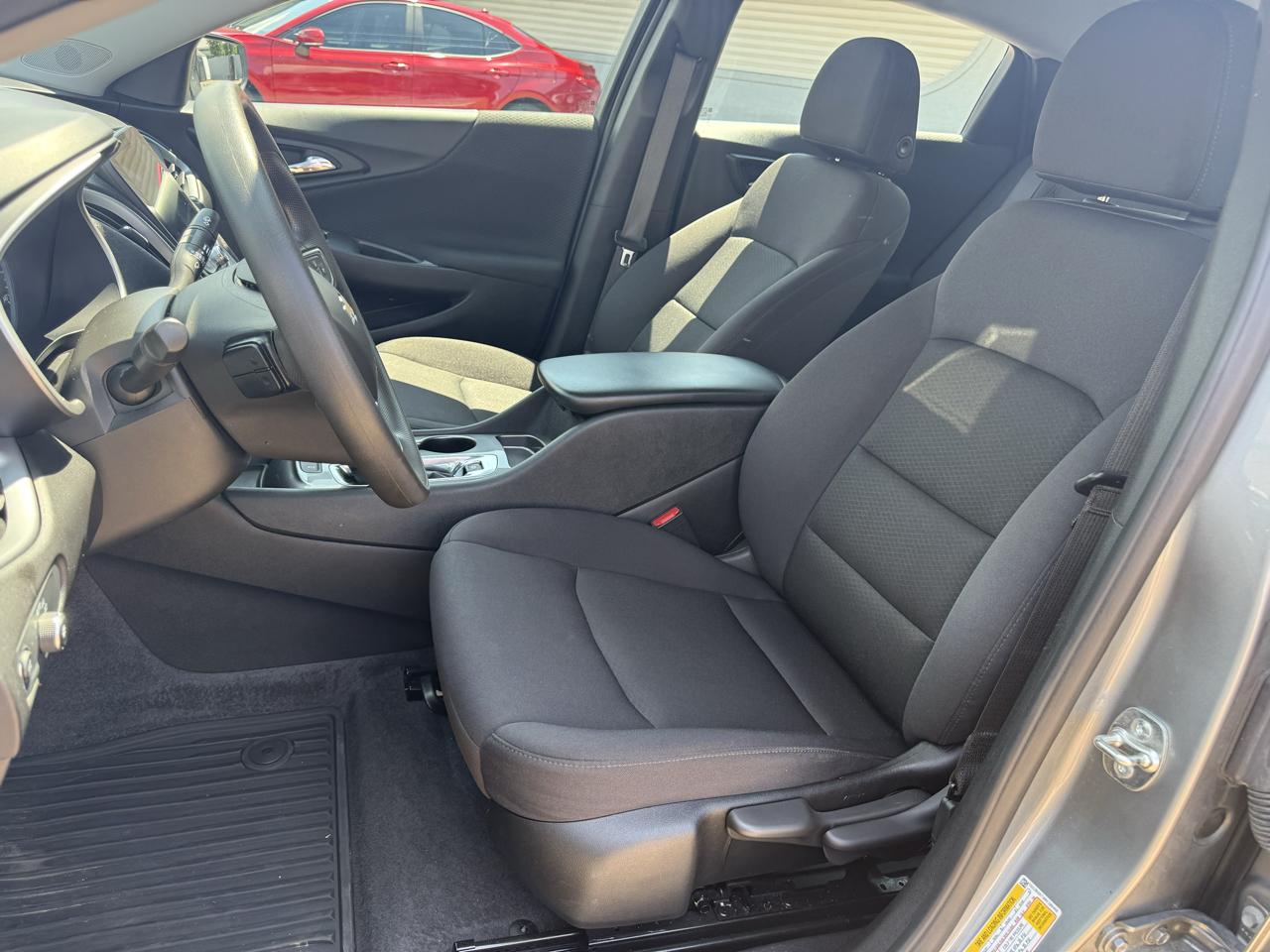 Chevrolet Malibu 4dr Sdn LS w/1LS 2024