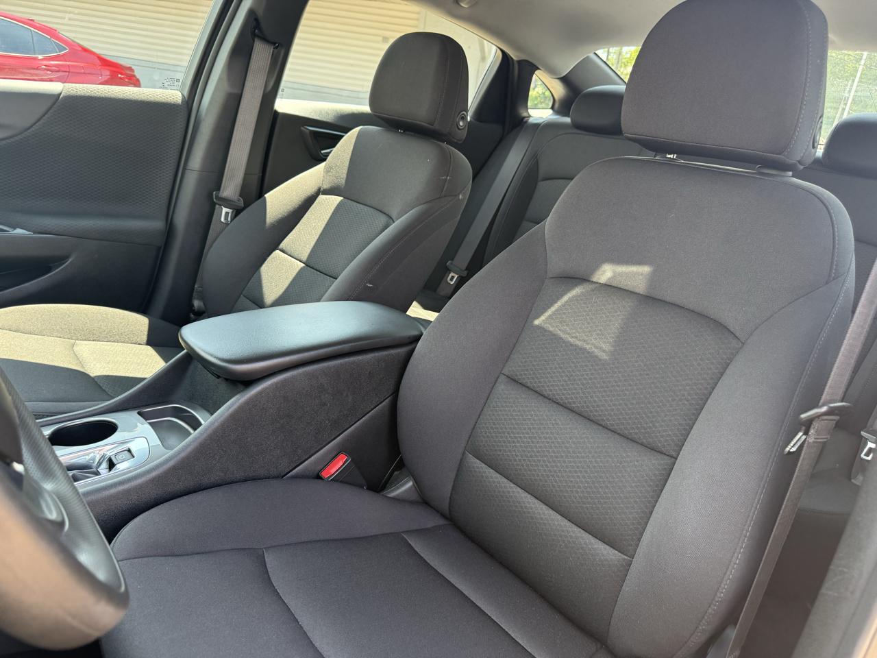 Chevrolet Malibu 4dr Sdn LS w/1LS 2024