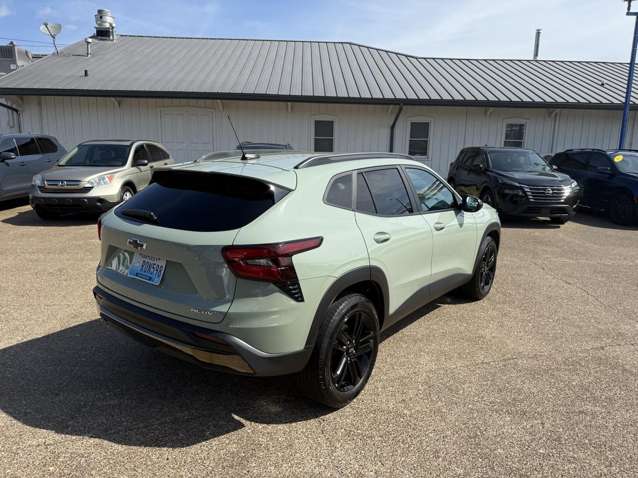 Chevrolet Trax FWD 4dr ACTIV 2025