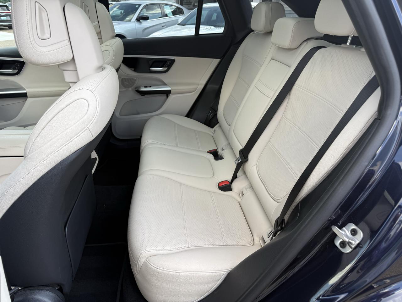 Mercedes-Benz GLC GLC 300 4MATIC SUV 2023