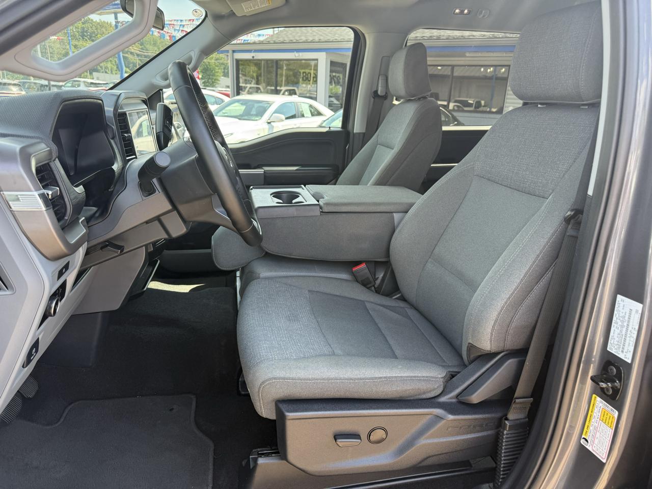 Ford F-150 4WD SuperCab 145" XLT 2025