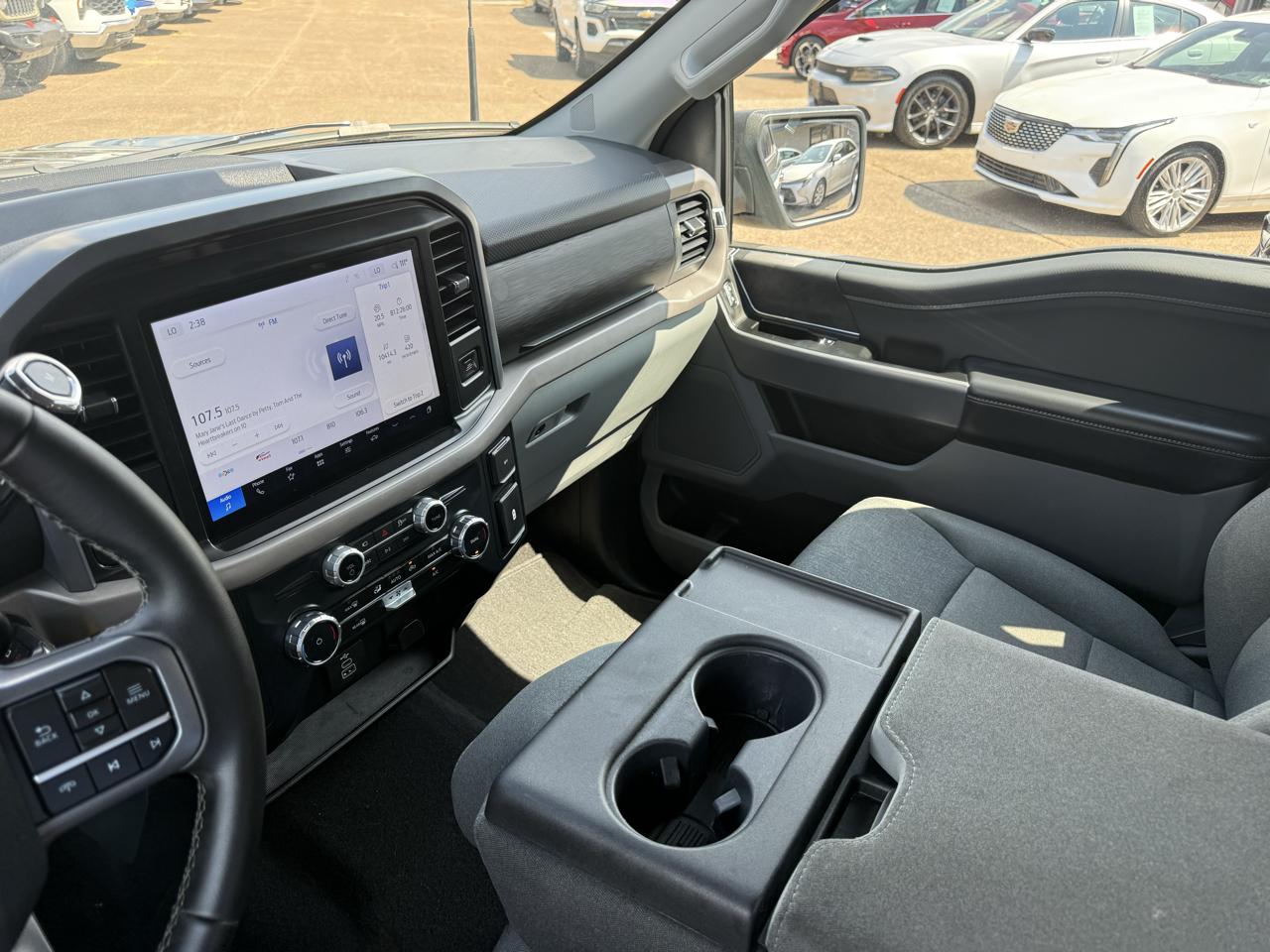 Ford F-150 4WD SuperCab 145" XLT 2025