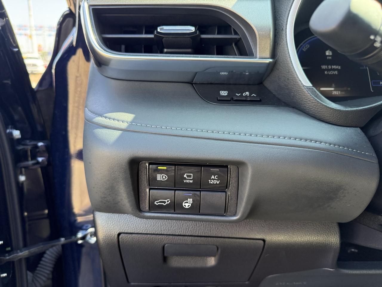 Toyota Highlander Hybrid Limited AWD (Natl) 2026
