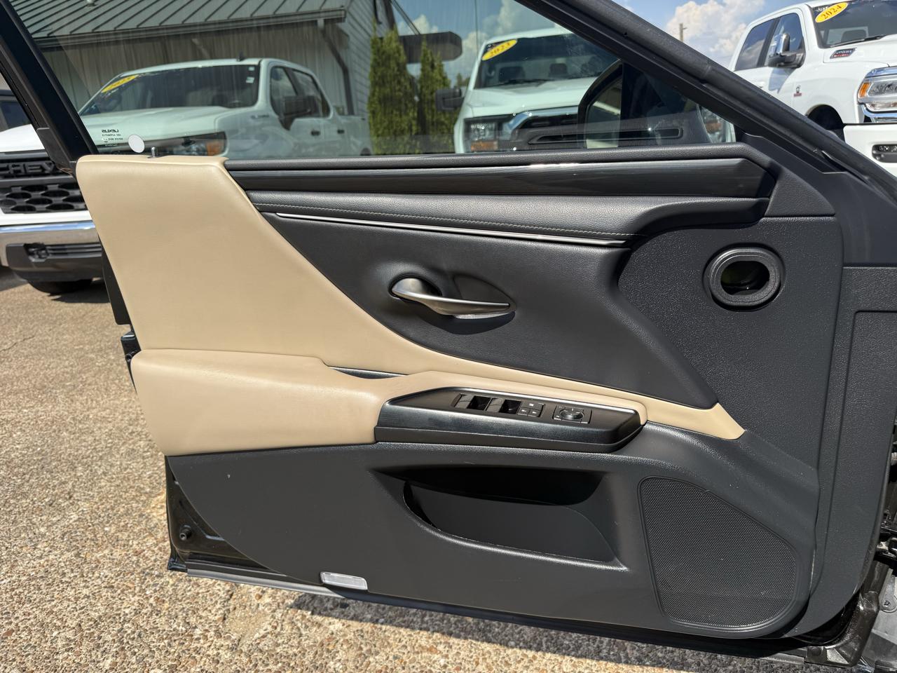 Lexus ES ES 350 FWD 2020