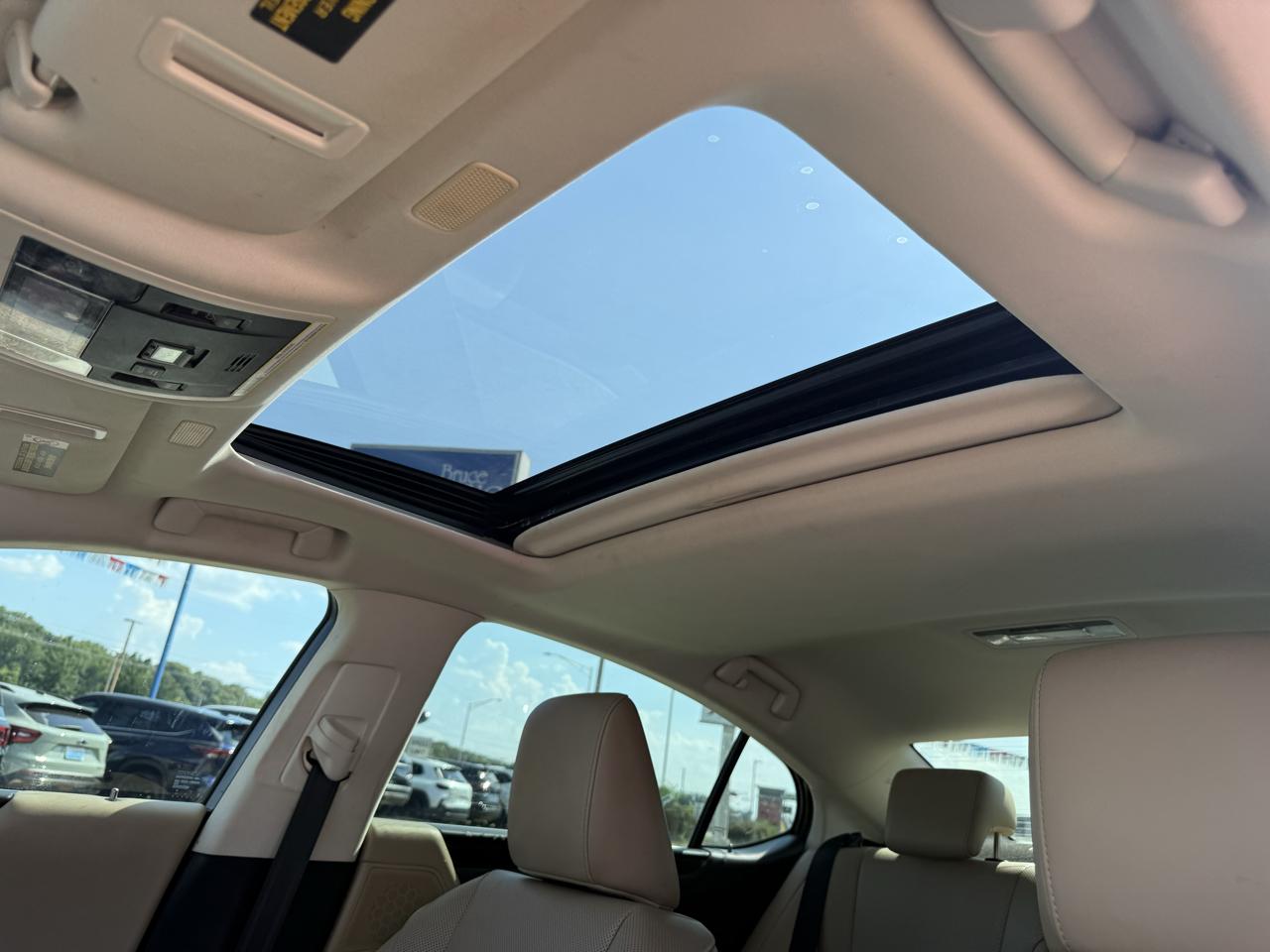 Lexus ES ES 350 FWD 2020