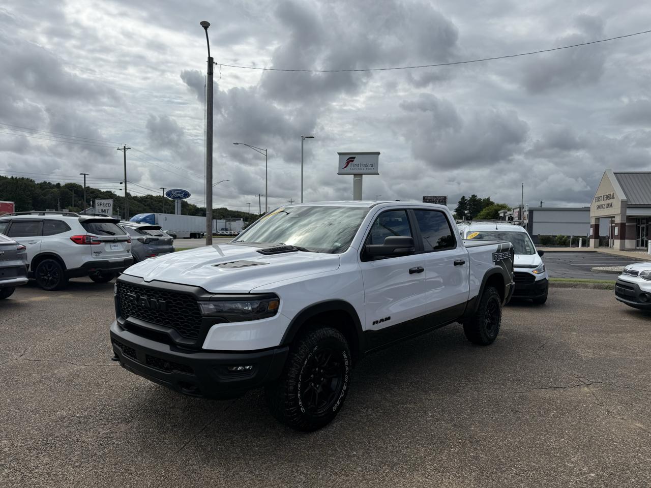 RAM 1500 4WD Crew Cab 140.5" Rebel 2026
