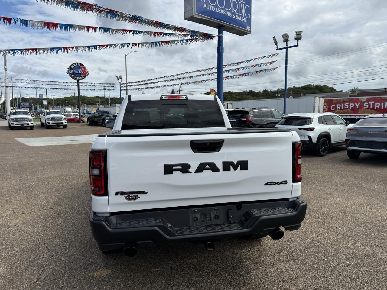 RAM 1500 4WD Crew Cab 140.5" Rebel 2026